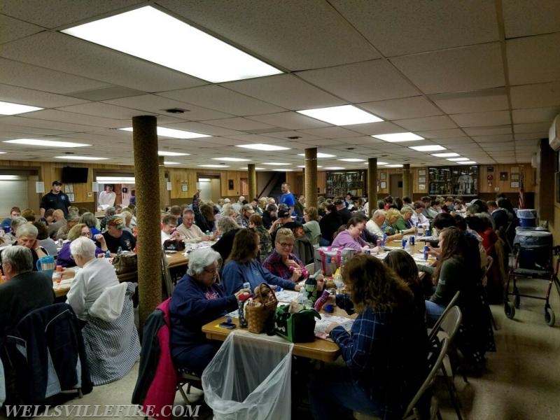 Meat Bingo 11-18-17
Photo by Connie Ehrahrt